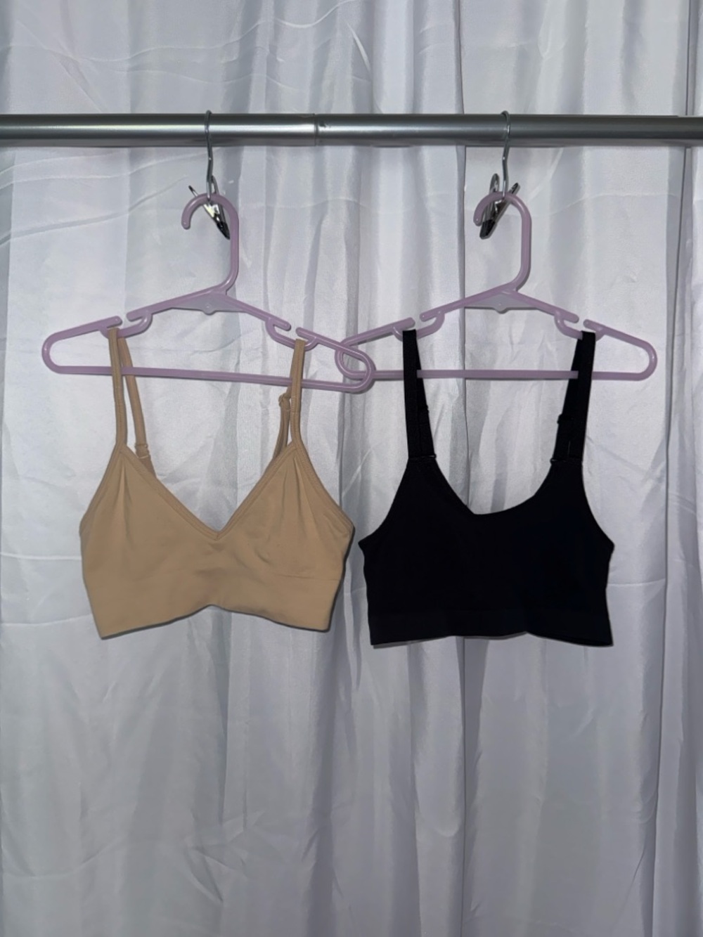 BUNDLE - SKIMS Nude Seamless Triangle Bralette